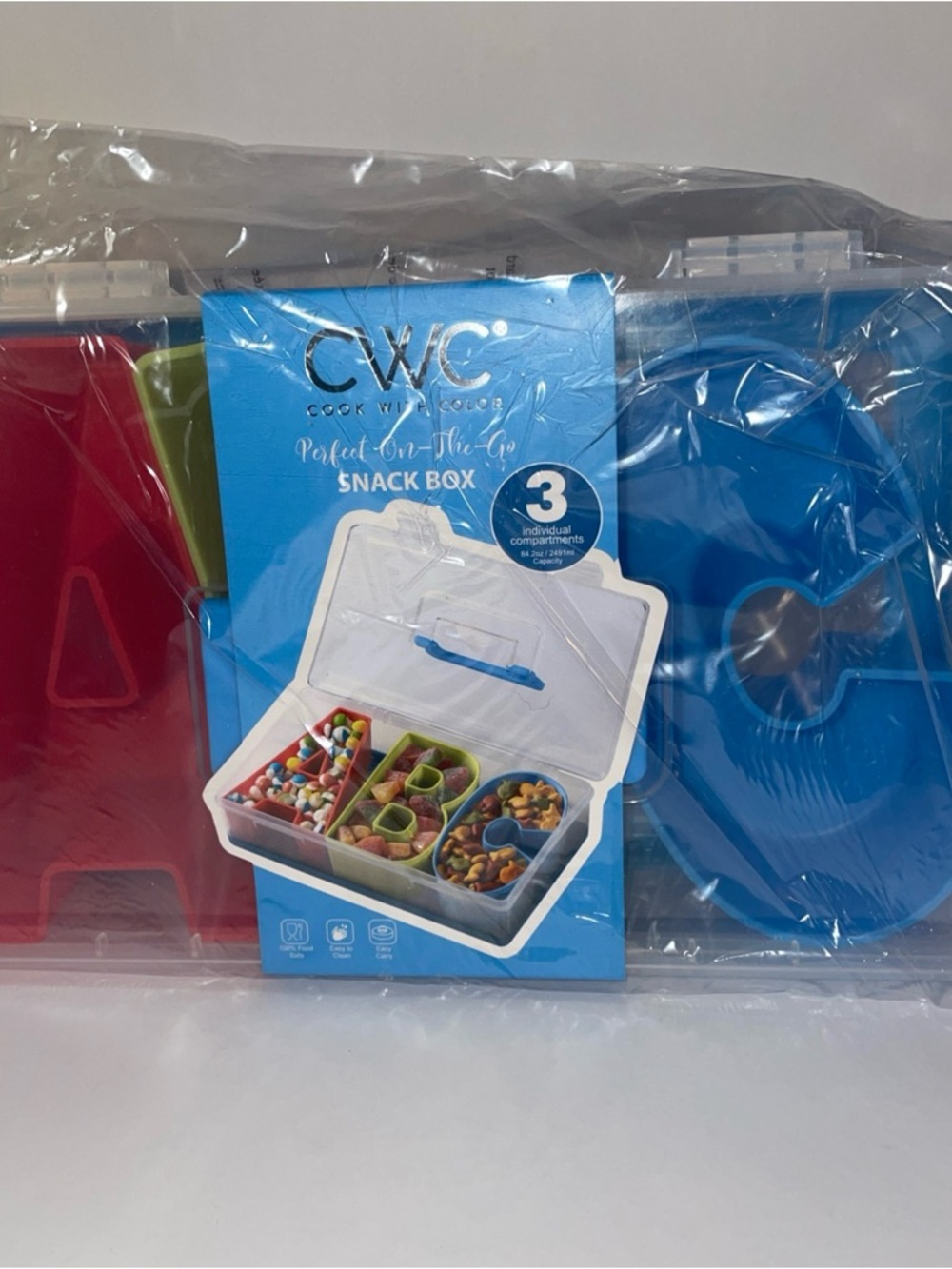 Perfect On-The-Go 3-Compartment Snack Box - Blue